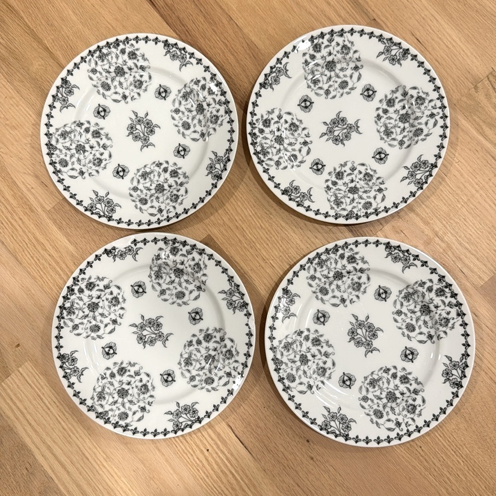 4/ Anthropologie Plate Black and White Flowers 8", Set of 4